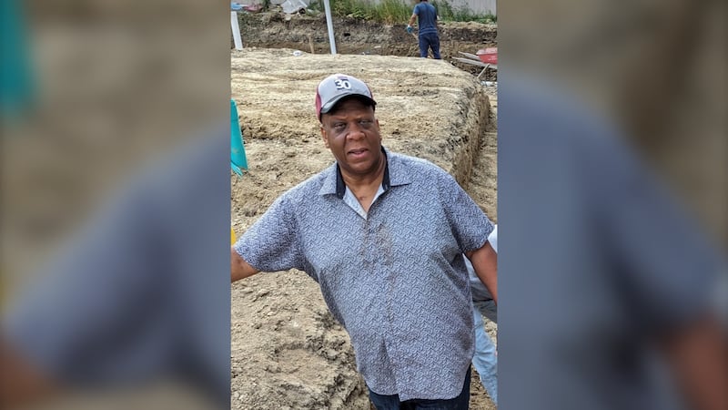 Peel police searching for suspect in $800K fraud involving allegedly fake contracting company