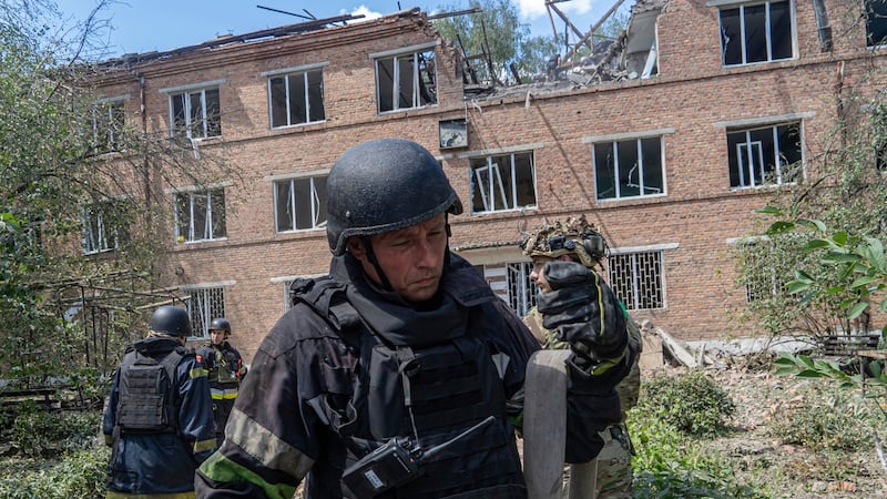 4 people killed in Russia and Ukraine as countries trade aerial attacks