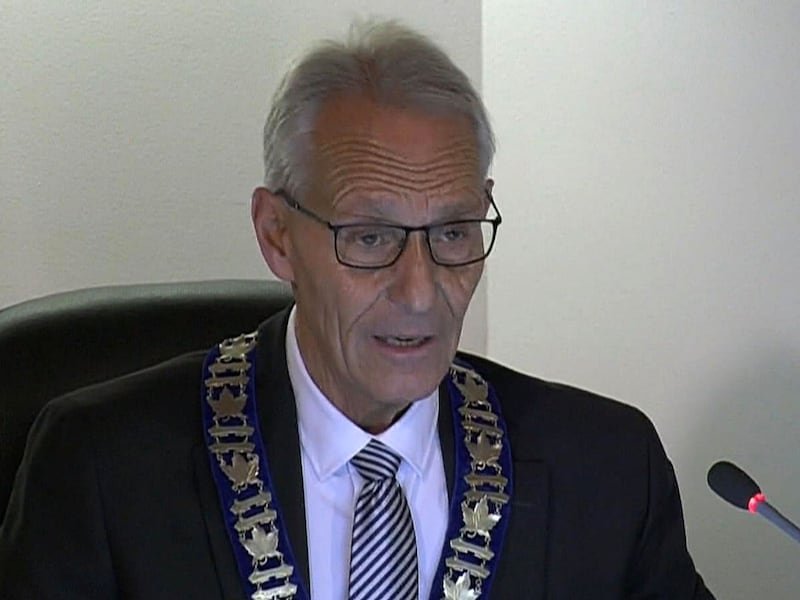 North Bay, Ont., mayor turns in his credit card