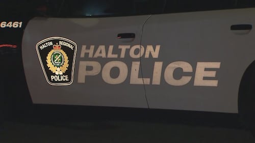 2 suspects sought after townhouse units in Burlington intentionally set on fire for the 2nd time