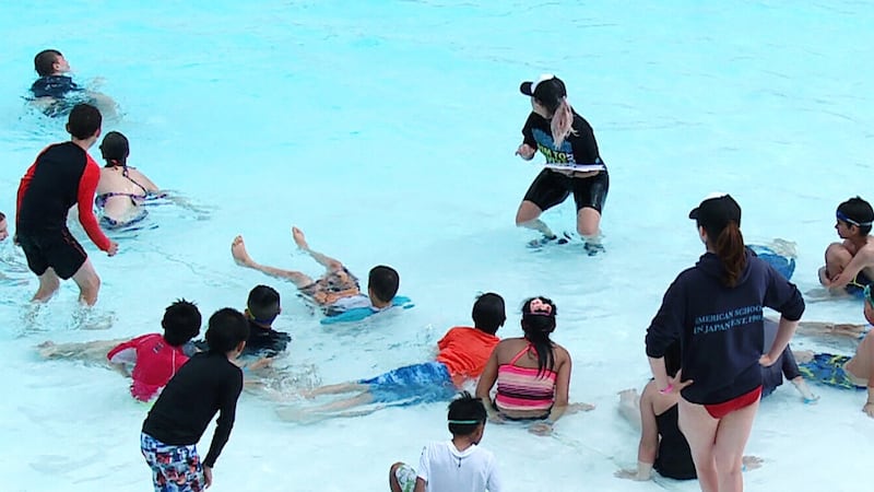 Could the colour of your child’s swimsuit save their life?