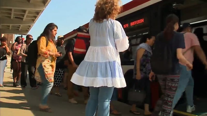 ‘Long overdue’: Toronto City Council approves dedicated transit lanes on Dufferin and Bathurst