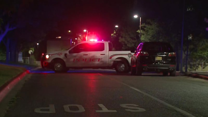 Suspect arrested after University of New Mexico dorm shooting leaves 1 dead 