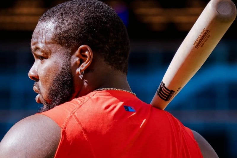 ‘Good Canadian wood’: Vlad Guerrero Jr. tests out bat made by former London Majors players