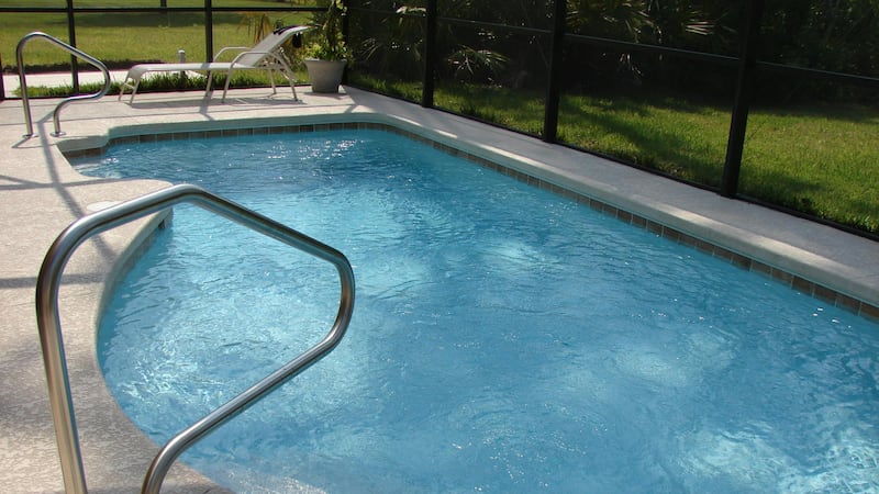Quebec pool fences: How to make sure you comply with the regulations