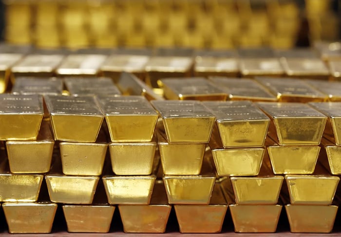 Police warn of fake gold investment scheme