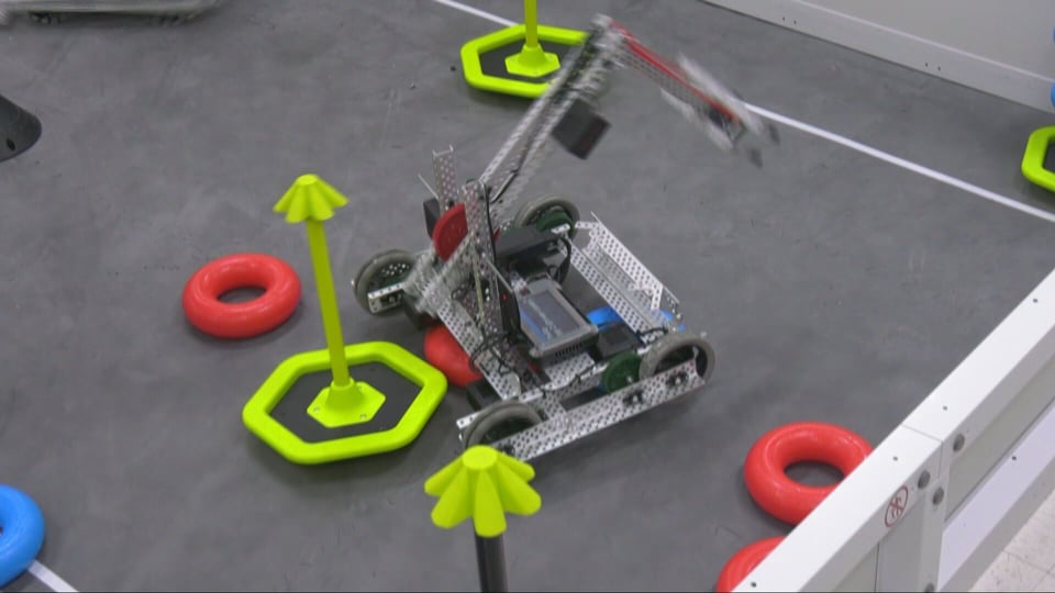 Robots built by Manitoba students going head-to-head