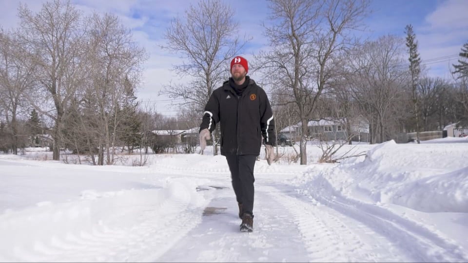 Winnipeg man hits the pavement for nearly 1,800 days