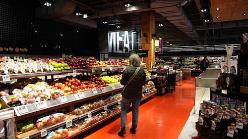 Loblaw’s Q2 profit rises as shoppers continue to flock to discount