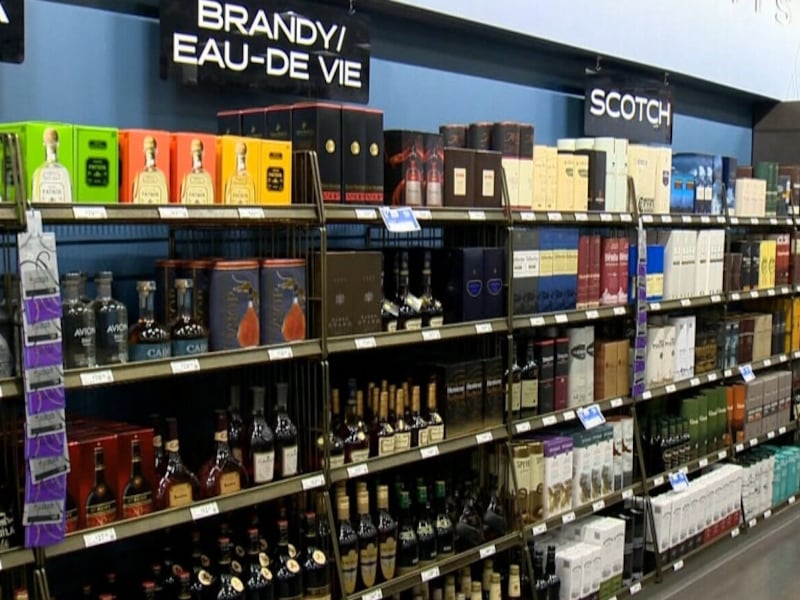 Thousands worth of liquor stolen from LCBO in Thornbury