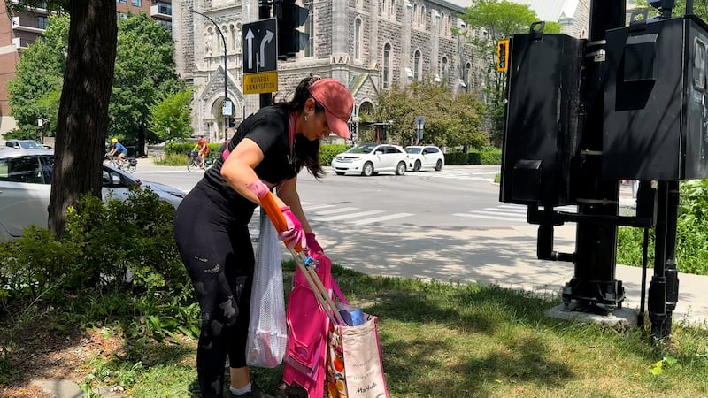 ‘Trashy Lady’ cleans up Montreal to support local animal shelter