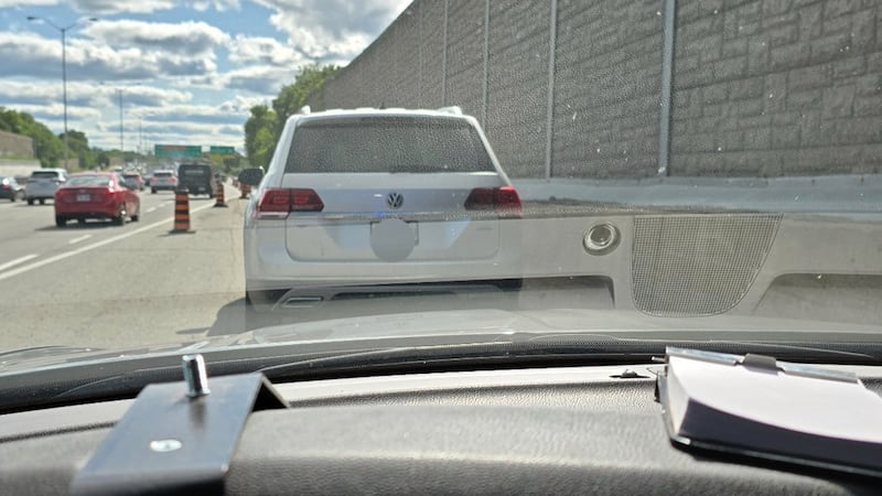 Hwy 417: Driver with suspended licence 'thought he could drive home'