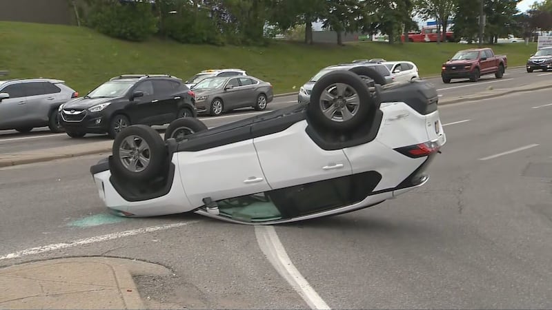 Vehicle lands on its roof in Friday afternoon crash in northeast Calgary