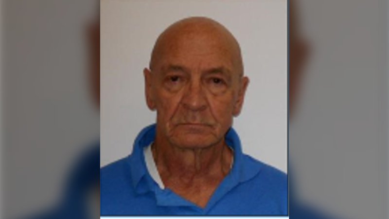 Escaped convicted murderer robbed 2 banks before being recaptured: Montreal  police